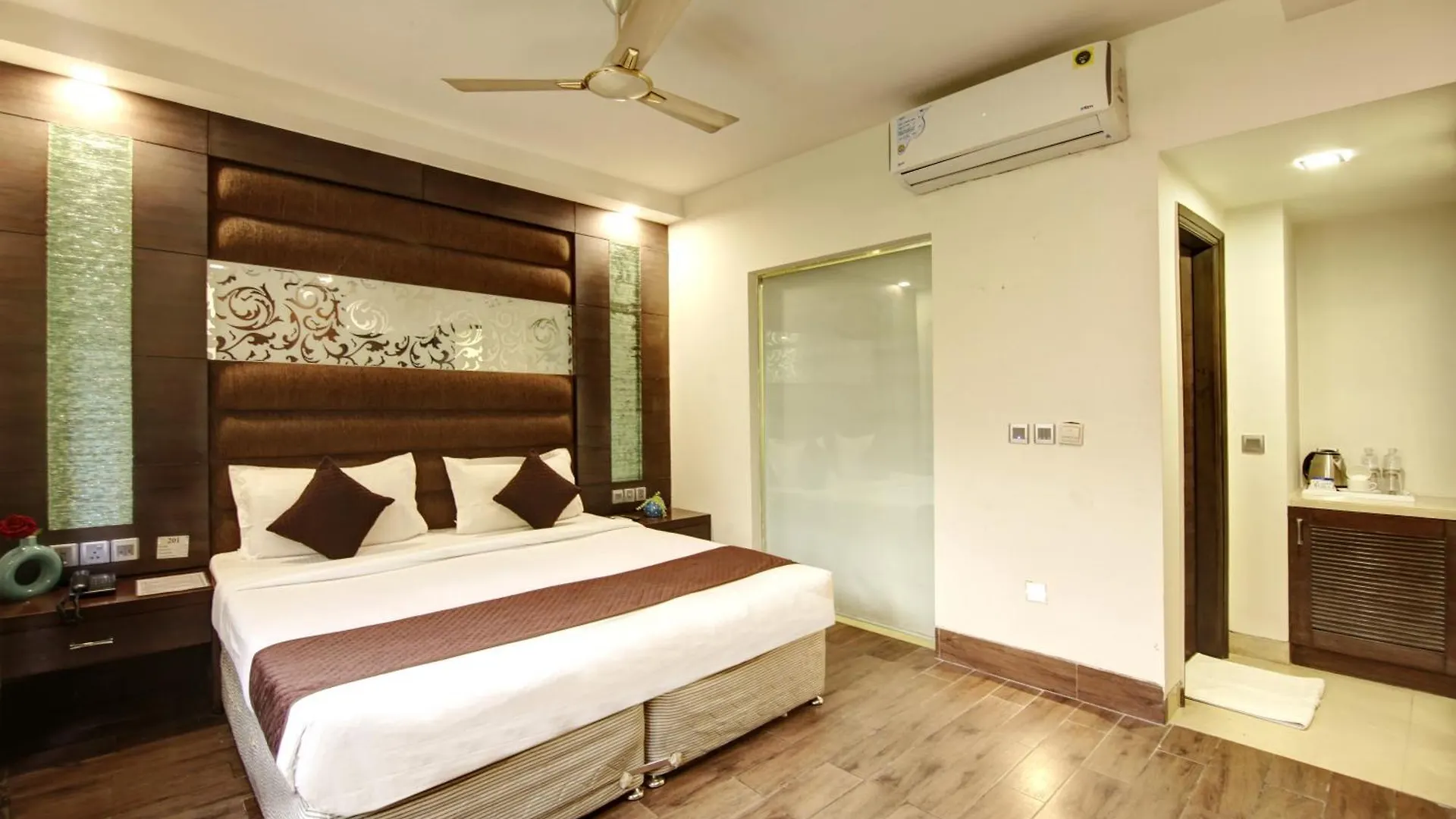 ***  Hotel Good Times New Delhi India